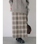 チェック柄スカート