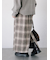 チェック柄スカート