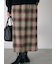 チェック柄スカート
