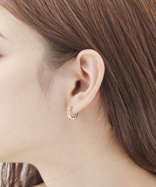 ete オブジェ ピアスM ete（エテ）の「○オブジェ ピアス M（ピアス（両耳用））」 - WEAR