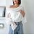 タックオフショルブラウス