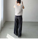 サイドカットアウトスラックス