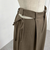 サイドカットアウトスラックス