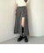 スリットプリーツスカート×ショートパンツ
