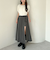 スリットプリーツスカート×ショートパンツ