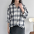チェックシャツ