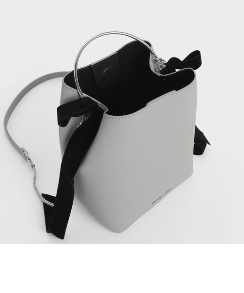 ハンドバッグ LOGO VELVET BUCKET BAG ベルベットボウディテール バケツバック / Velvet Bow Detail