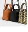 メタルアクセント スネークプリントバケツバッグ / Metal Accent Snake Print Bucket Bag