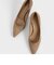 テクスチャードポインテッドトゥ パンプス / Textured Pointed Toe Pumps