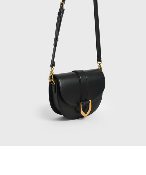 チャールズアンドキース ガビーヌ サドルバッグ Ｍサイズ ブラック ガビーヌ サドルバッグ / Gabine Saddle Bag｜チャールズ＆キースの