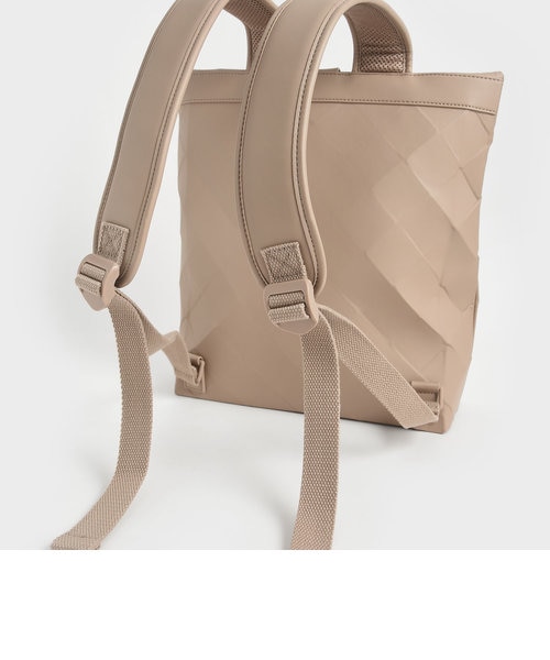 CHARLES & KEITH ラージジオメトリック バックパック ブラック CHARLES & KEITH（チャールズ & キース）の「ラージジオ