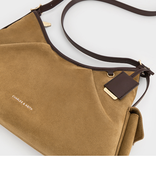 Charles & Keith Khai カイ スエードショルダーバッグ 完売 2070000005427_0485.jpg