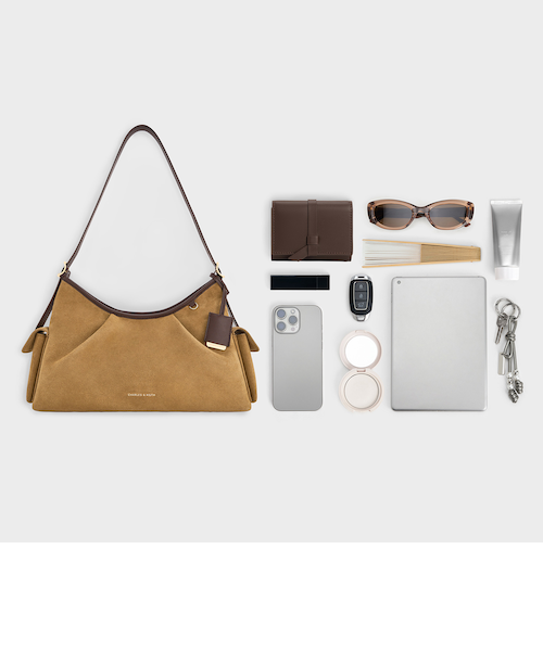 Charles & Keith Khai カイ スエードショルダーバッグ 完売 2070000005427_0485.jpg