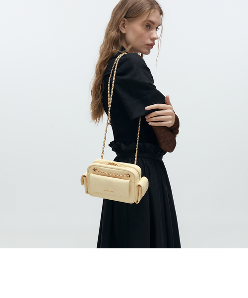 Duo ドゥオ キルトクロスボディーバッグ｜チャールズ＆キースの通販