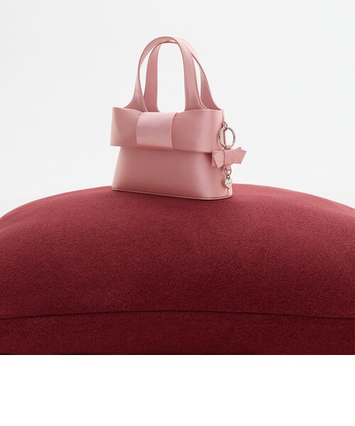 Aravis アラヴィス サテンボウバッグ｜チャールズ＆キースの通販