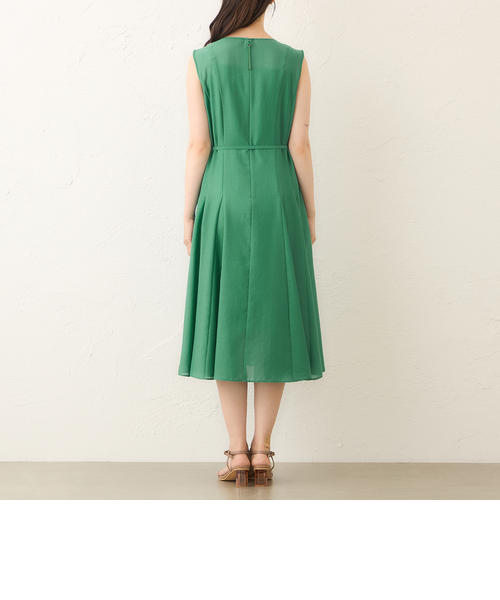 新品　TO BE CHIC ボイルワッシャー　ノースリーブドレス44 グリーン ボイルワッシャー ノースリーブドレス｜トゥービーシックの通販