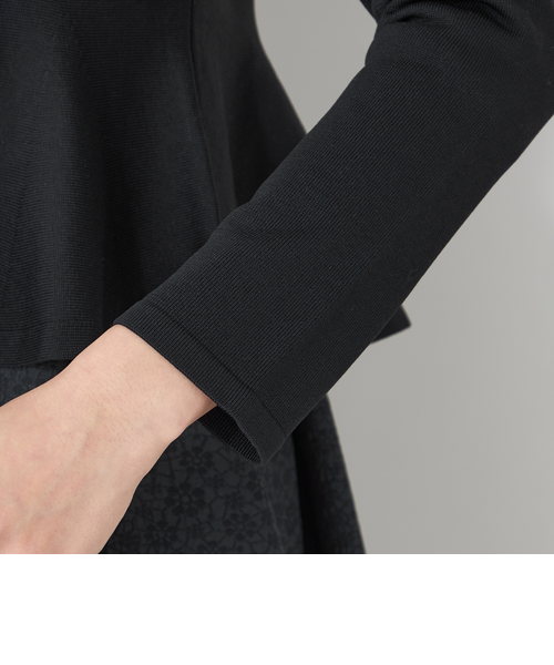 トゥービーシック 2way フリルニットジャケット ペプラム ベルスリーブ ペプラムフレア ニットジャケット｜トゥービーシックの通販｜&mall