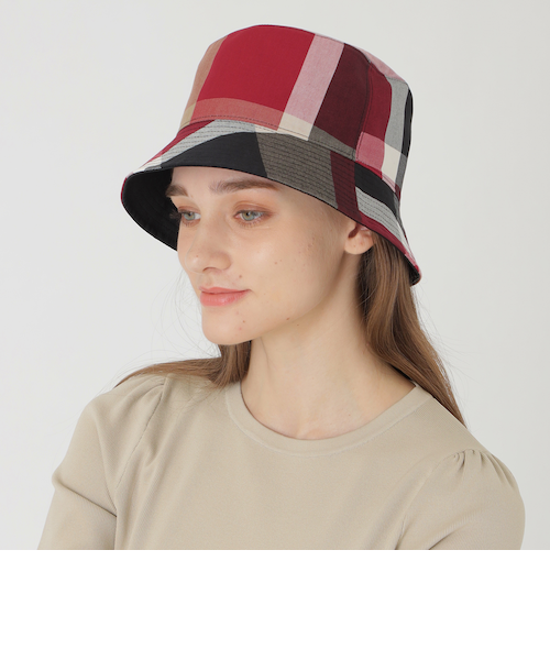 新品　未使用　ブルーレーベルクレストブリッジ　バケットハット　レッド　チェック ツバ広バケットハット（ハット/キャップ/グローブ）｜BLUE LABEL