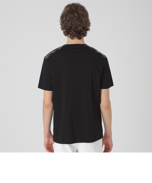 ブルーレーベル　黒 半袖Tシャツ チェック柄 バックデザイン 一部店舗限定】ショルダーチェックVネックTシャツ｜ブルー