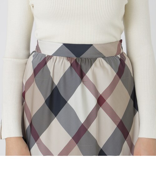 取扱店舗限定】クレストブリッジチェックサテンプリントスカート