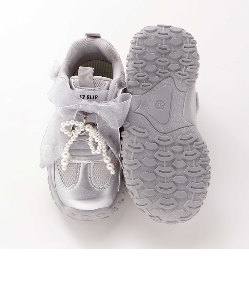 キラふわフラワーリボンスニーカー(17~22cm)｜ベベ オンライン ストア