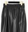 フェイクレザーテーパードパンツ
