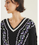 ケーブル刺繍ニットトップ
