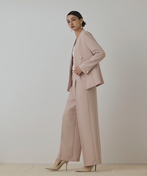 グレースコンチネンタルベージュ パールボタン ジャケット パールボタンノーカラージャケット｜グレースコンチネンタルの