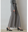 タックワイドパンツ