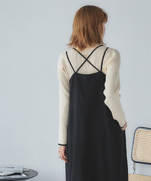 ダブルストラップVネックキャミソールワンピース｜ティティベイトの