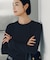 袖スリットクルーネックニット