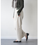 【INTER-CHAUSSURES】スクエアトウローヒールバックルパンプス