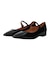 【INTER-CHAUSSURES】ポインテッドトウストラップパンプス