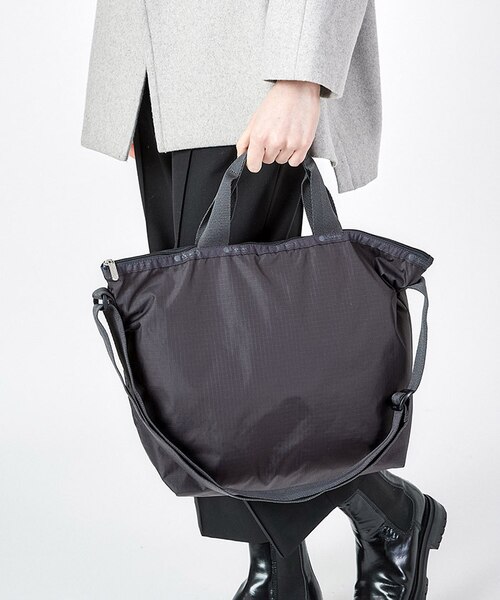 ✨未使用級✨レスポートサック　DELUXE EASY CARRY TOTE DELUXE EASY CARRY TOTE サンダー｜レスポートサックの通販