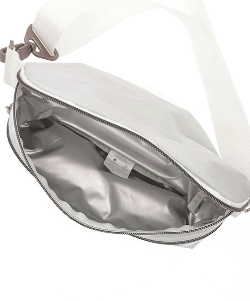 レスポートサック⭐️未使用⭐️ ESSENTIAL BELT BAGブランC ESSENTIAL BELT BAG/ブランC / LeSportsac | ファッション通販