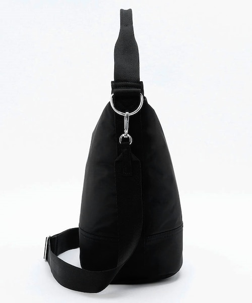 美品レスポートサックSMALL BUCKET BAG リサイクルドブラックJP SMALL BUCKET BAG/リサイクルドブラックJP / LeSportsac