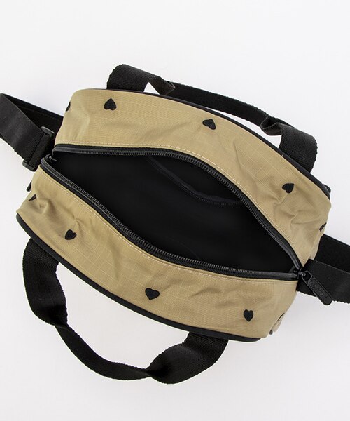 N/S MINI SATCHEL モカブラックハートエンブロイダリー