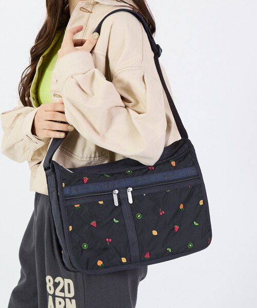 レスポートサック　ミックスト゚フルーツエンブロイダリー DELUXE EVERYDAY BAG ミックスドフルーツエンブロイダリー