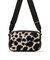 PUFFY CUBE CROSSBODY カウシェルパ
