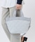BUCKET TOTE W PEARLS ミストグレーパール