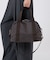 ESSENTIAL E/W BOWLER TOTE ダークチョコレートC