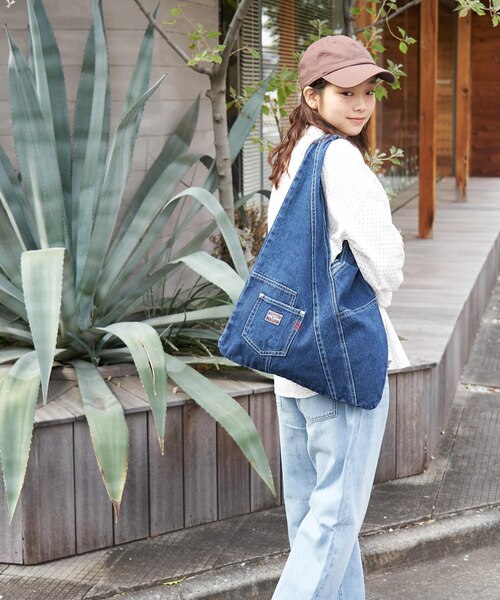 spring bag／バネ口／チャーム付／デニムリメイク リメイク風 デニム マルシェバッグ｜キューブシュガーの通販｜&mall