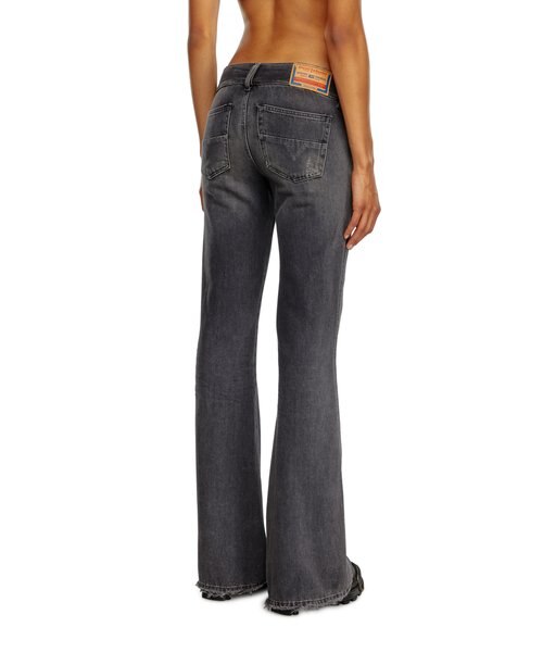 デニム スリム ブーツカット D-HUSH L.30 ¥63,800税込 DIESEL｜レディース デニム スリム ブーツカット D-HUSH L.30