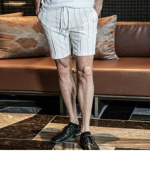 1PIU1UGUALE3 RELAX シャドーロゴ パイル ショートパンツ S黒