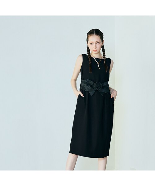 フラワーリボンウエストノースリーブワンピース｜ローズティアラの通販