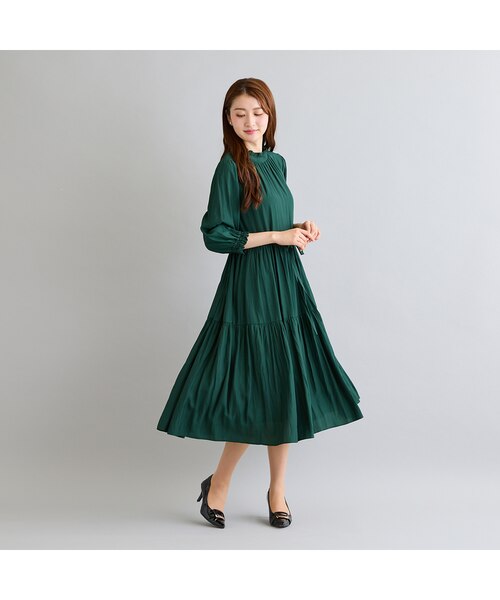 FENDI ティアード フリルワンピース シルク100% 緑 サイズ42 FENDI ティアード フリルワンピース シルク100% 緑 サイズ42 FENDI