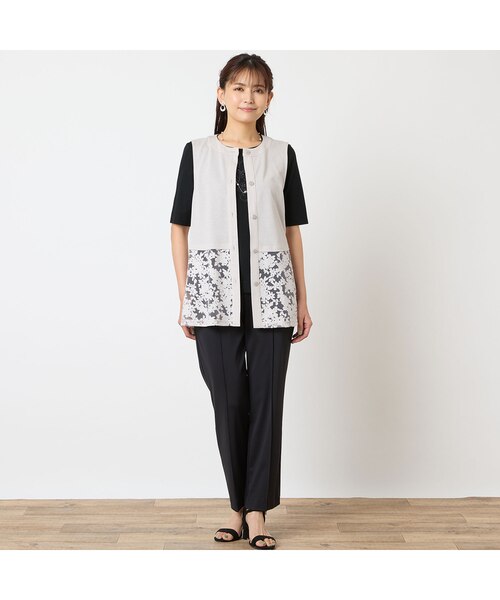 【洗える・アンサンブル可・日本製】裾花柄ベスト 洗える・アンサンブル可・日本製】裾花柄ベスト｜ジュニアー