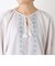 ステッチ刺繍スモックブラウス