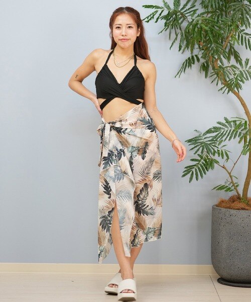 LAETITIA(レリッタ)水着 パレオ付 3点セット 体型カバー ビキニ