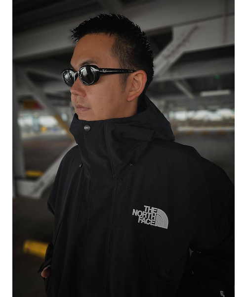 The North Face GORE-TEX ジャケットとサスペンダーパンツ The North Face GORE-TEX ジャケットとサスペンダーパンツ The